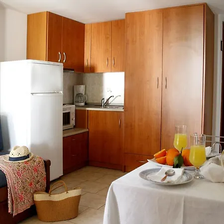 Appartement Zouzoulas Filoxenia - Koralia Milína