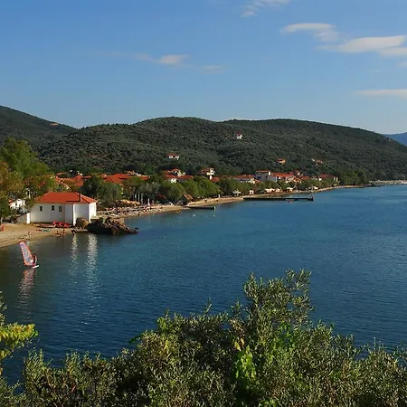 Zouzoulas Filoxenia - Koralia Apartamento Milína