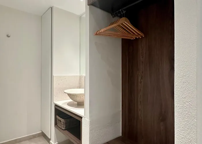 Zouzoulas Filoxenia - Koralia Apartament Milina